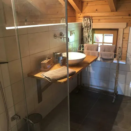 Feriewohnung Klassik Im Roten Haus Apartment